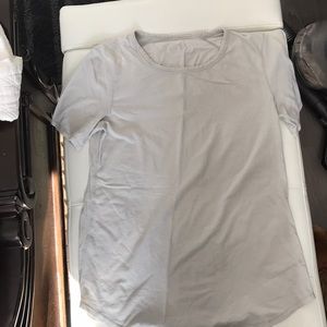 Light gray/off white lulu t shirt